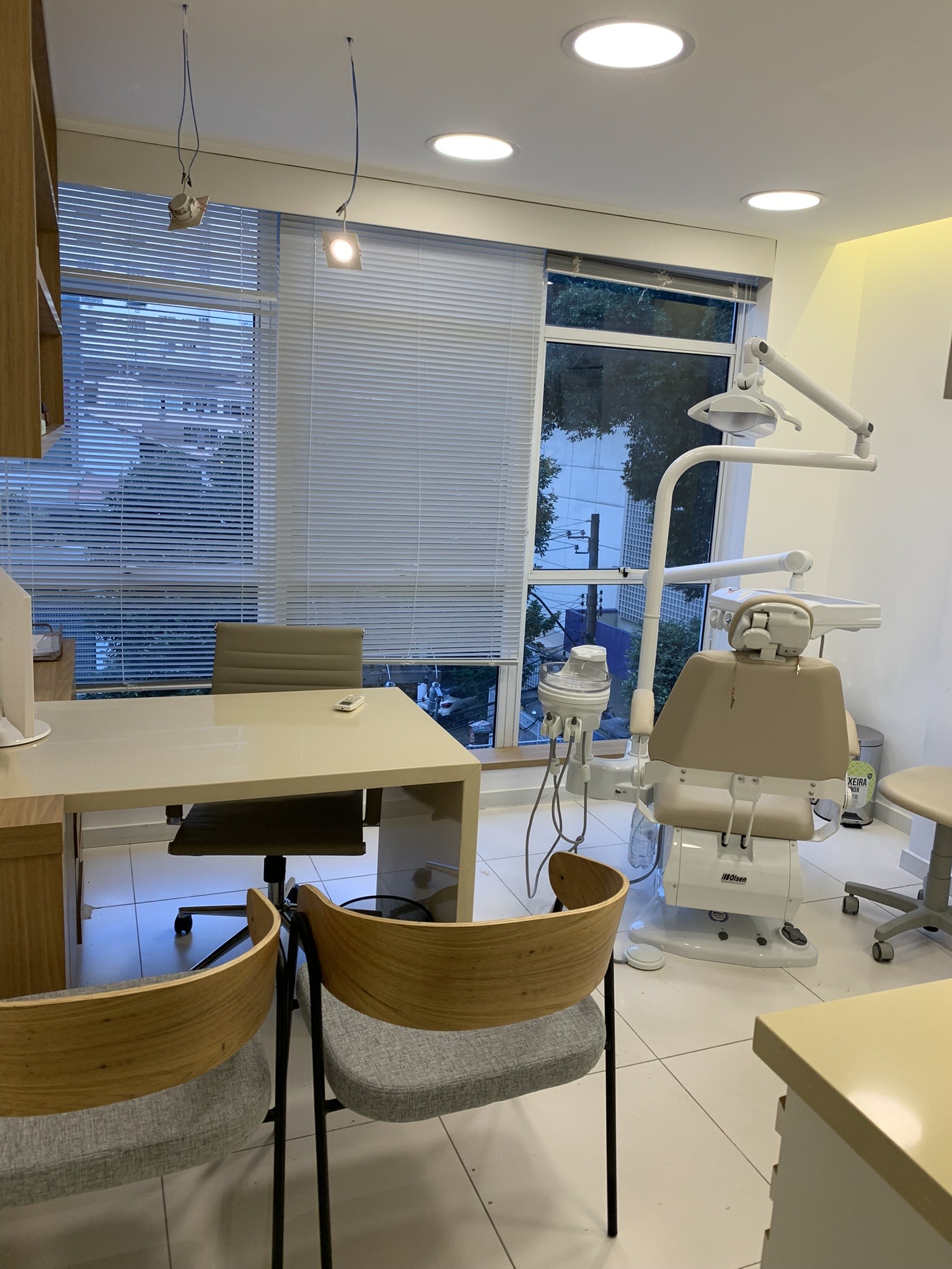 Sala de atendimento principal — Consultório Dra. Yasmin Aguiar